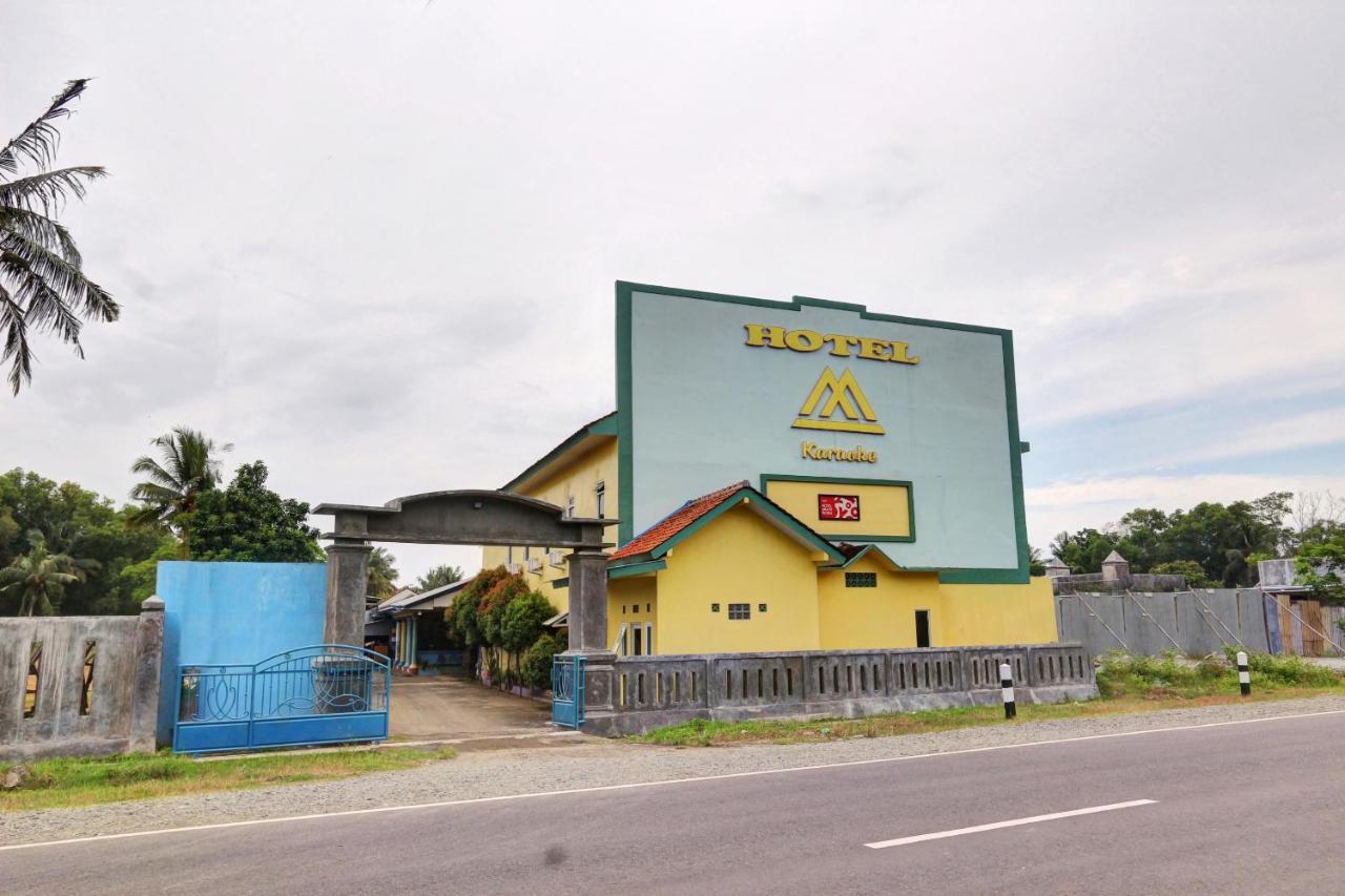 Oyo 90796 Hotel Mulya Indah Tambakmulya Buitenkant foto
